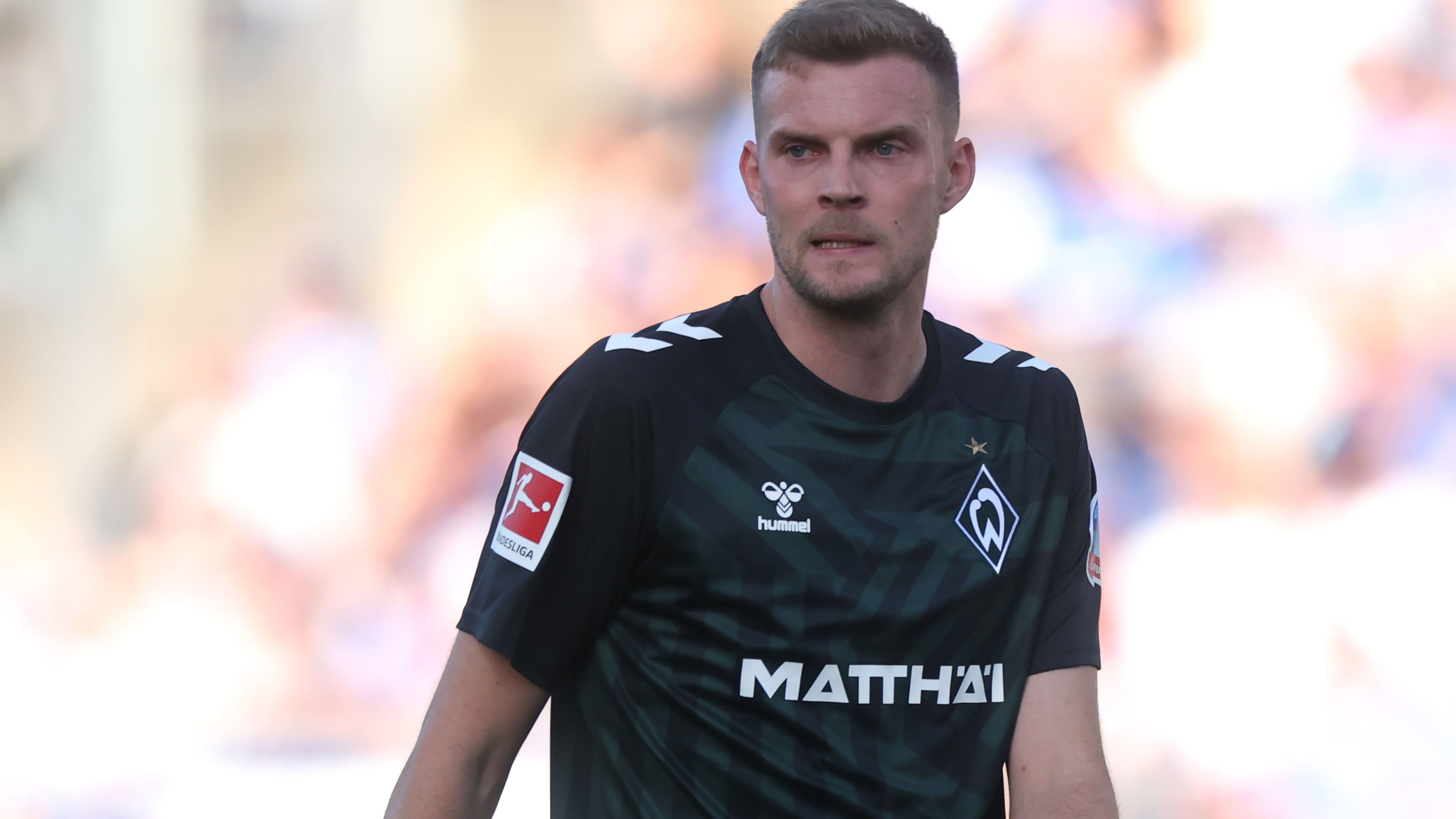 <strong>Marvin Ducksch</strong><br>Position: Angriff<br>Verein: Werder Bremen<br>A-Länderspiele: 0<br>Die "hässlichen Vögelz" aus Werder-Zeiten sind tatsächlich wieder vereint. Ducksch ist trotz des Füllkrug-Abgangs zum BVB weiterhin der mit Abstand stärkste Bremer in der laufenden Saison. Nun darf er erstmals mit zur Nationalmannschaft und trifft dort auf seinen kongenialen Partner aus Bremer Zeiten.