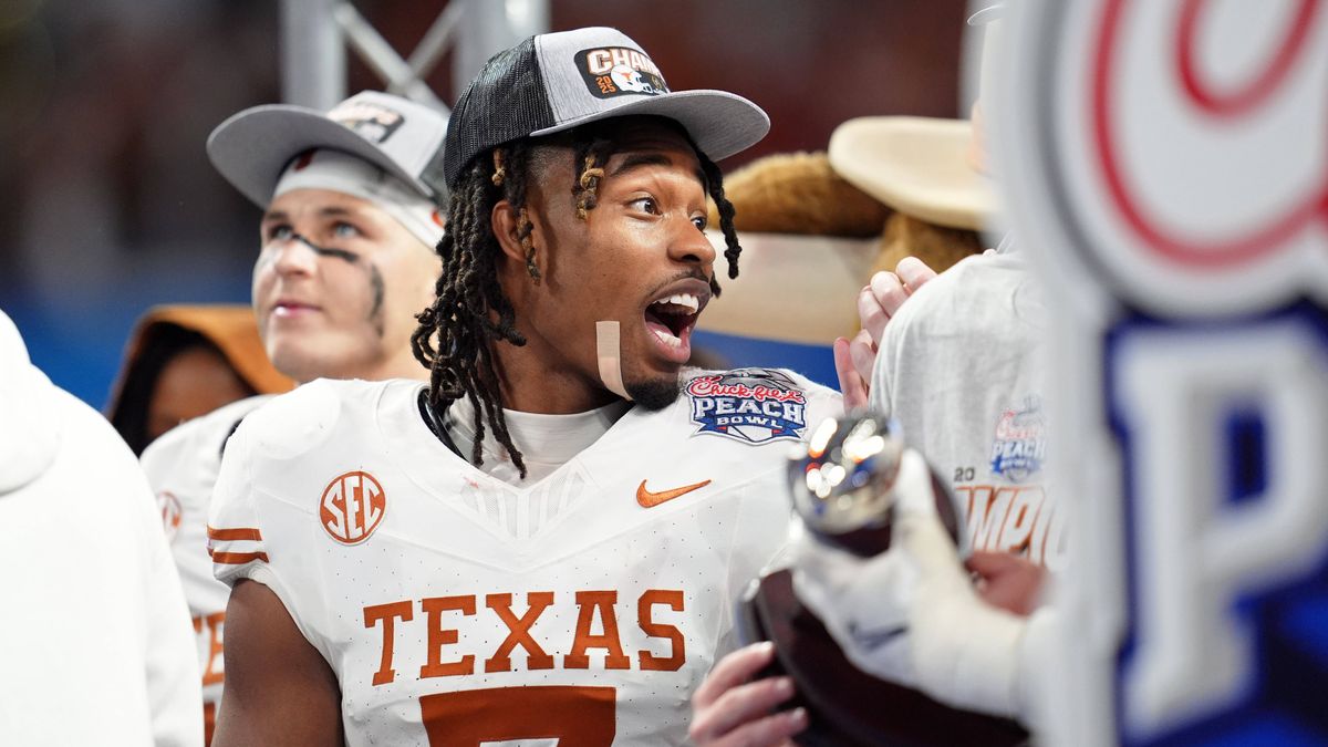 NCAA, College League, USA Football: Peach Bowl-Texas at Arizona State Jan 1, 2025; Atlanta, GA, USA; Texas Longhorns wide receiver Isaiah Bond (7) after winning the Peach Bowl at Mercedes-Benz Stad...
