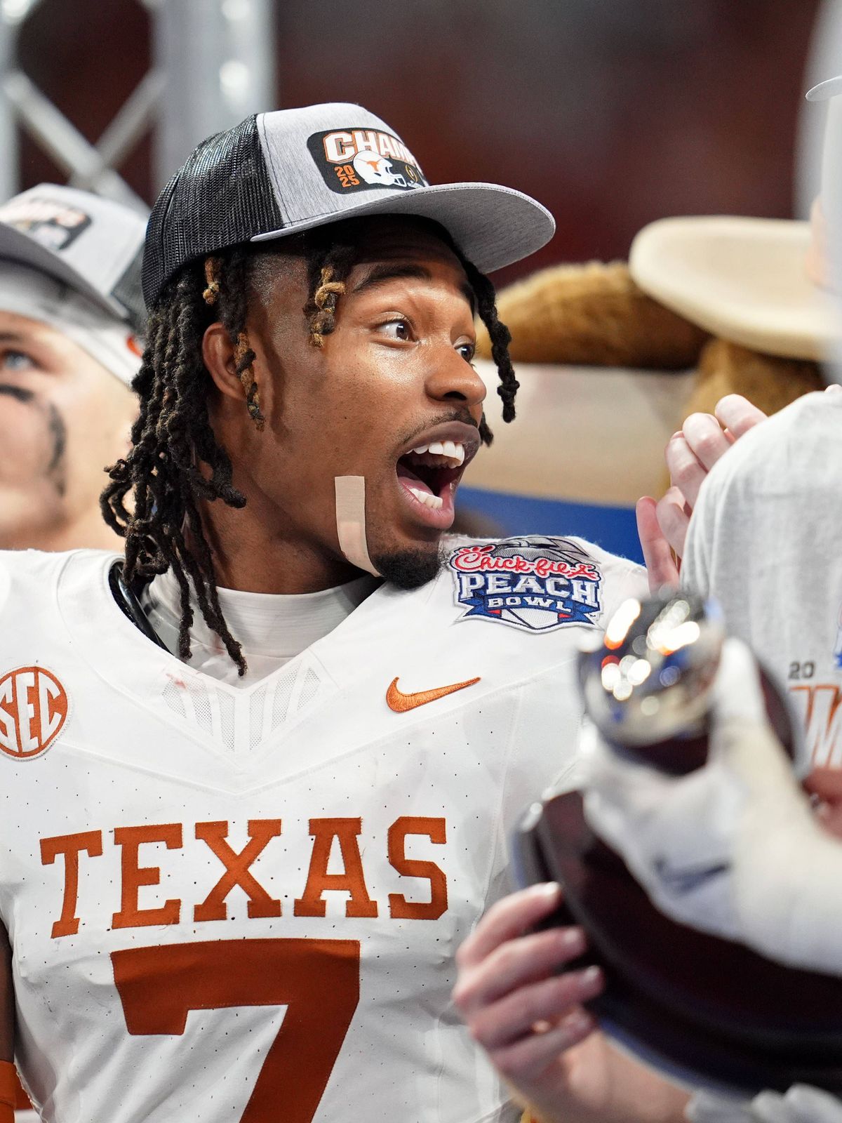 NCAA, College League, USA Football: Peach Bowl-Texas at Arizona State Jan 1, 2025; Atlanta, GA, USA; Texas Longhorns wide receiver Isaiah Bond (7) after winning the Peach Bowl at Mercedes-Benz Stad...