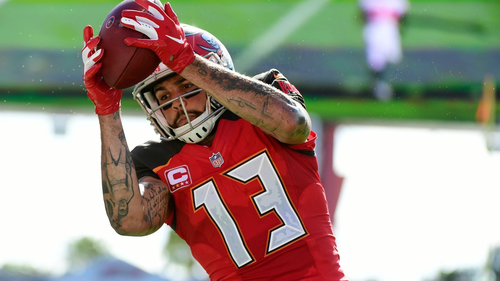 
                <strong>Platz 16 (geteilt) - Tampa Bay Buccaneers</strong><br>
                2020: 50,2 Prozent (128 Siege, 127 Niederlagen, 1 Unentschieden)2019: 50,8 Prozent 
              