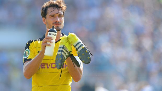 
                <strong>Mats Hummels</strong><br>
                Da der BVB in der abgelaufenen Bundesliga-Saison nur Platz sieben belegte, gibt es auch für Mats Hummels in der aktuellen Saison keine Champions League.
              