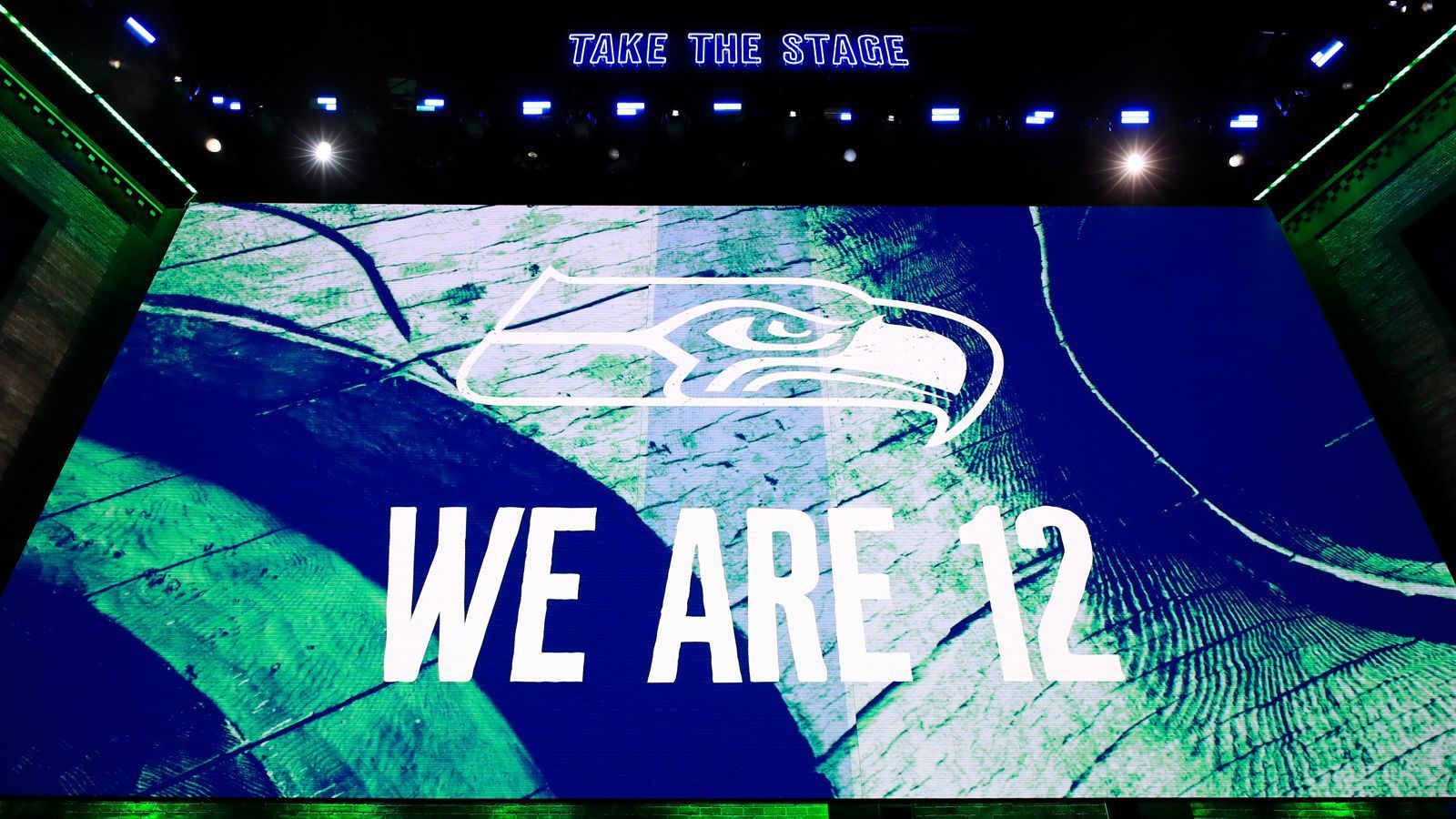 
                <strong>Seattle Seahawks</strong><br>
                1. Runde, Pick 27: LB Jordyn Brooks2. Runde, Pick 48: DE Darrell Taylor3. Runde, Pick 69: OG Damien Lewis4. Runde, Pick 133: TE Colby Parkinson4. Runde, Pick 144 (Compensatory Pick): RB DeeJay Dallas5. Runde, Pick 148: DE Alton Robinson6. Runde, Pick 214 (Compensatory Pick): WR Freddie Swain7. Runde, Pick 251: TE Stephen Sullivan
              