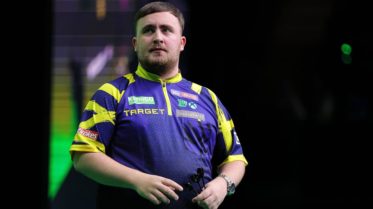 9th August 2025, Win Sports and Entertainment Centre, Wollongong, Australia; 2025 PDC Australian Darts Masters Day 2; Luke Littler of England looks at the video screen for his score PUBLICATIONxNOT...