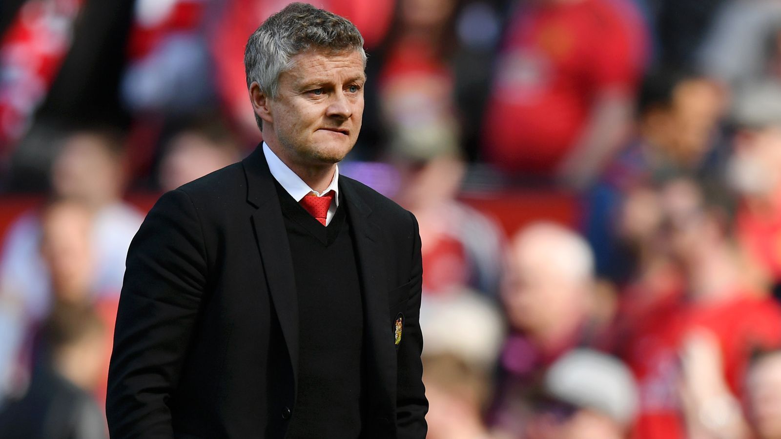 
                <strong>Platz 3 - Ole-Gunnar Solskjaer (Manchester United)</strong><br>
                Jahresgehalt: 8,36 Millionen Euro
              