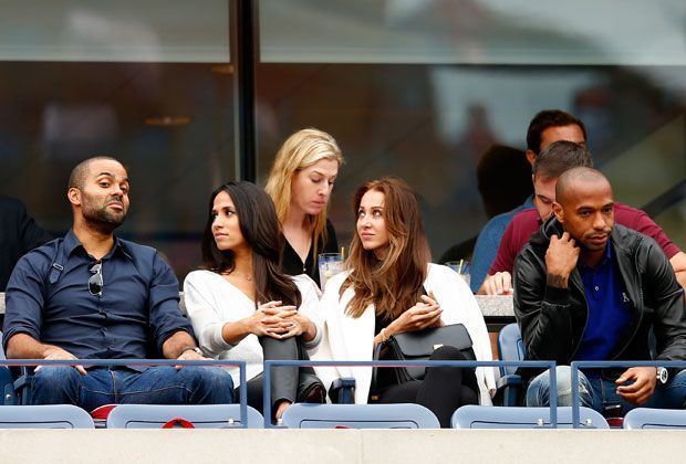 
                <strong>Finale Marin Cilic - Kei Nishikori</strong><br>
                Ohoooo! NBA-Champ Tony Parker (l.) ist von dem Finale sehr angetan, sein französischer Landsmann Thierry Henry (r.) wirkt dagegen eher gelangweilt.
              