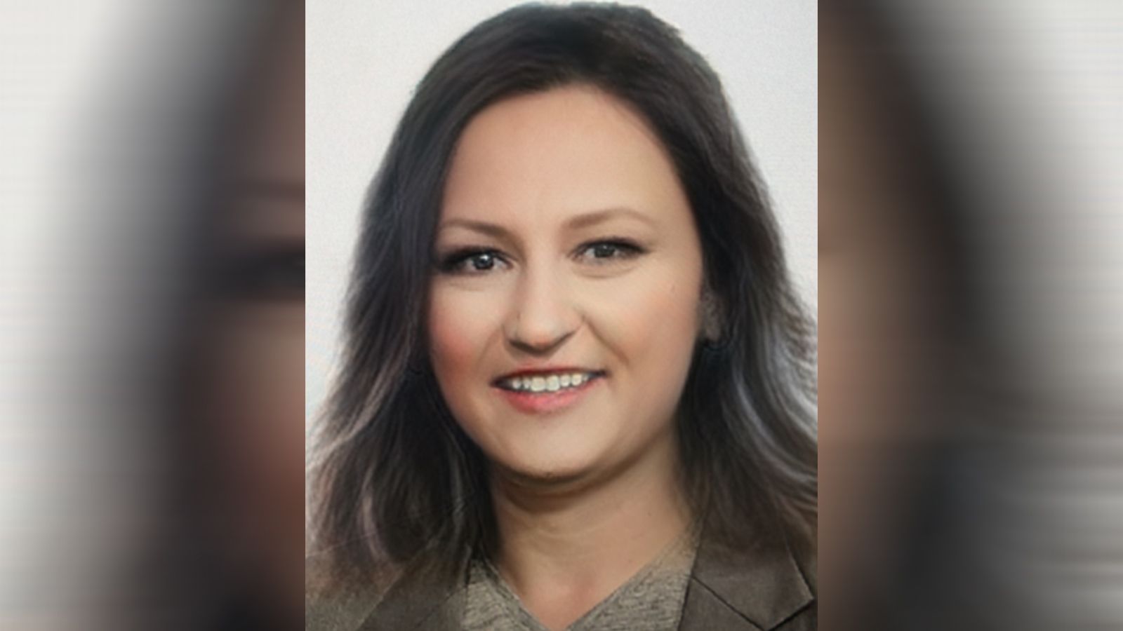 
                <strong>Roman Motzkus</strong><br>
                Dieser brünette Feger ist unverkennbar: Es ist unser Roman Motzkus! Mit dem Look könnte er vielleicht auch in die Politik gehen ... 
              