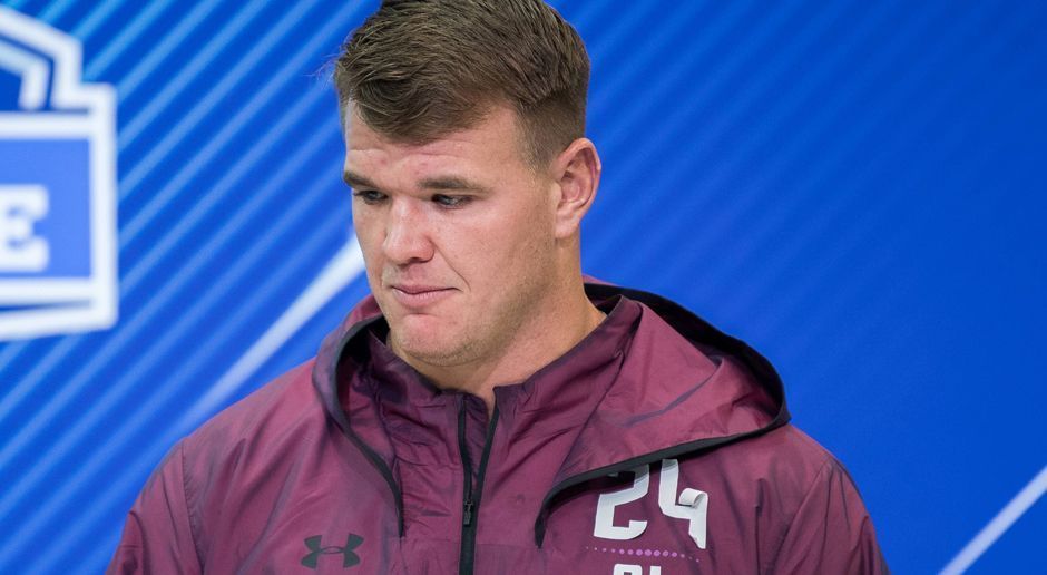 
                <strong>9. San Francisco 49ers: OT Mike McGlinchey </strong><br>
                Er mag es eher bodenständig. Daher wird es ein Haus oder ein Auto. Und dann entweder ein Ford SUV oder ein Jeep Grand Cherokee.
              