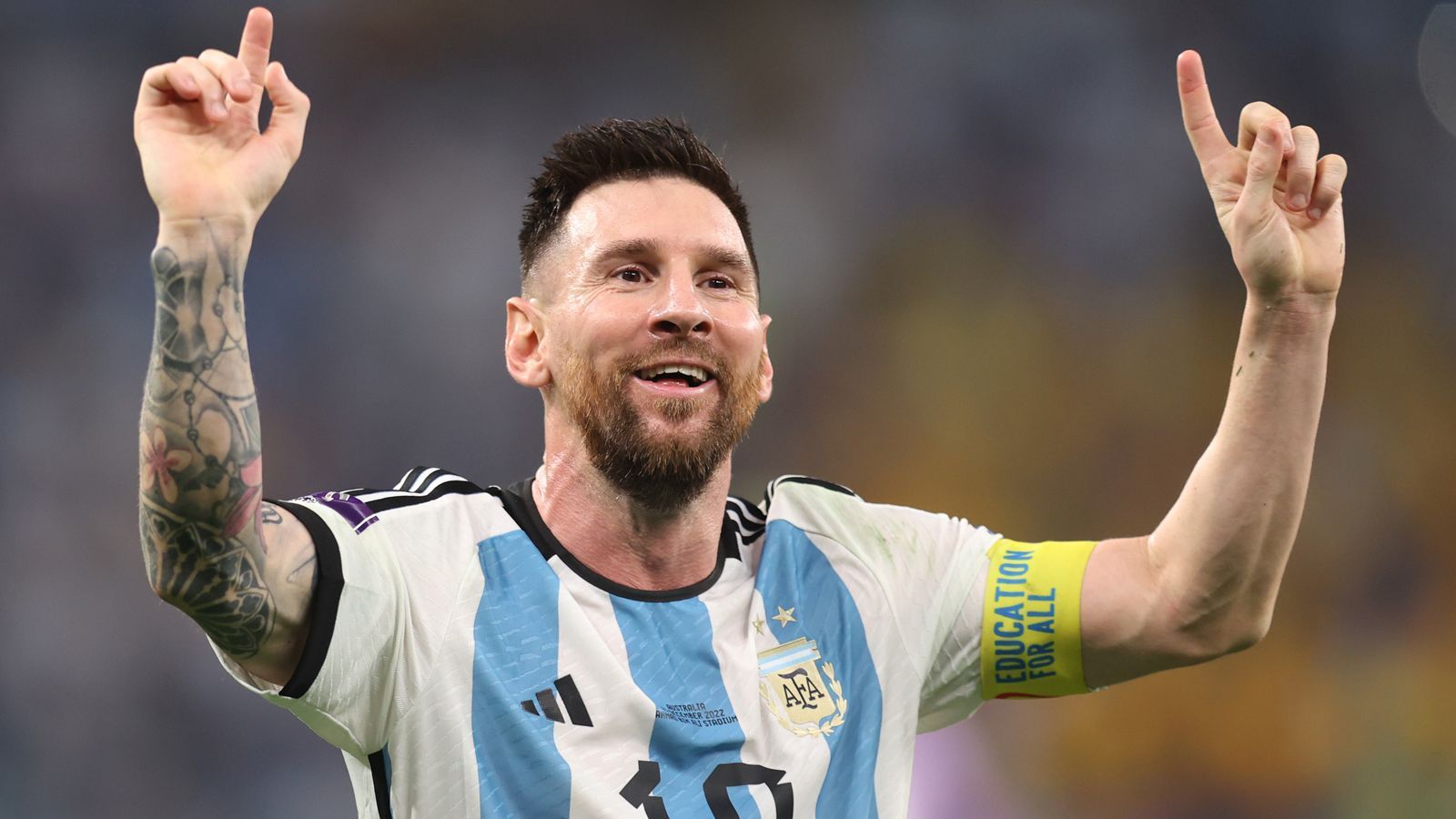 
                <strong>Argentinien: Lionel Messi</strong><br>
                &#x2022; Länderspiel-Tore: 95<br>&#x2022; Länderspiele: 170<br>
              