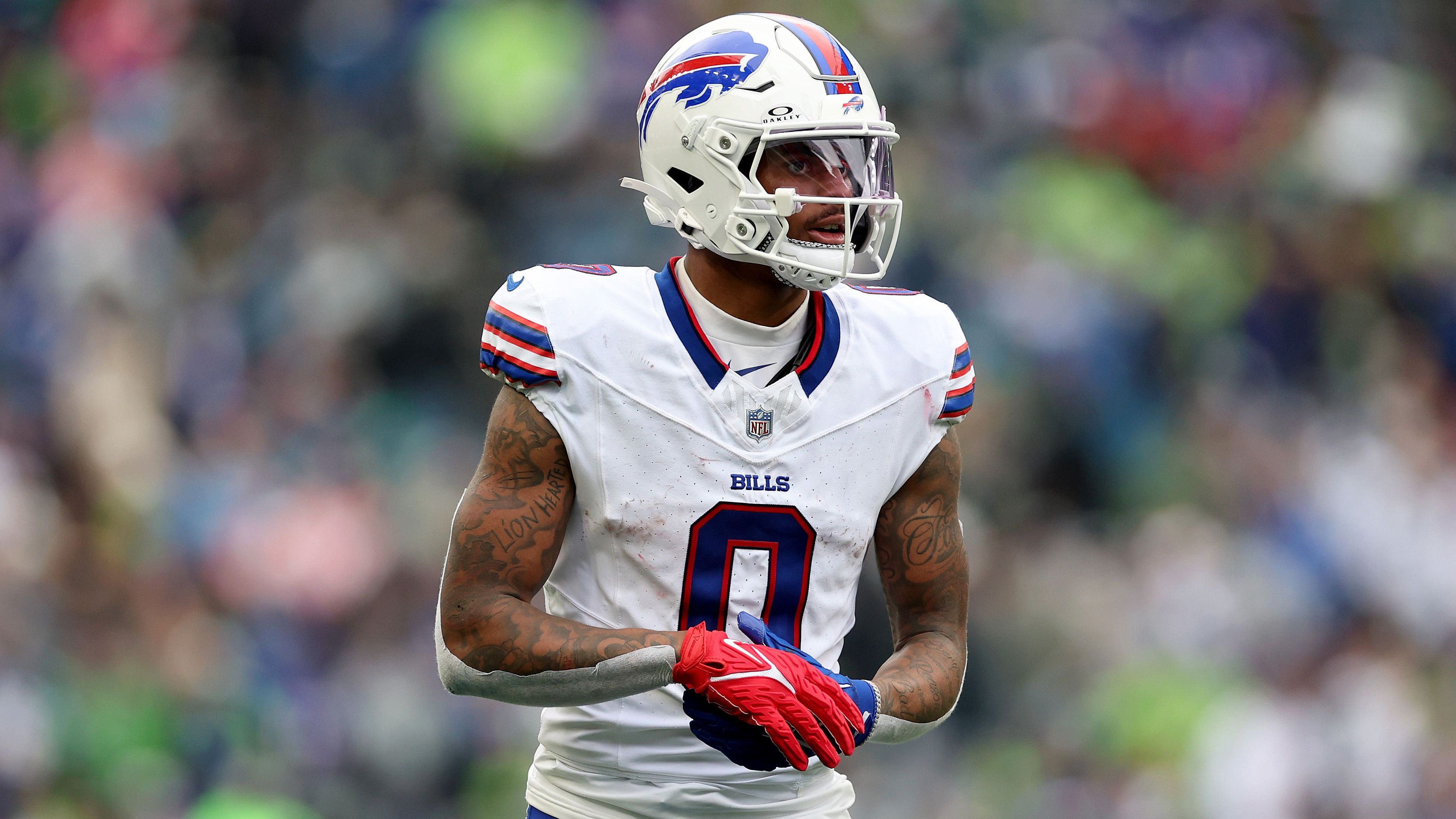 <strong>Buffalo Bills: Keon Coleman (Wide Receiver)</strong><br>Keon Coleman zeigte in seinen 13 Einsätzen bereits in der vergangenen Saison sein Big-Play-Potenzial: 19,2 Yards pro Catch, 21 seiner 29 Receptions für ein First Down, vier Touchdowns. Mit mehr Vertrauen zwischen ihm und Josh Allen, mehr Konstanz und weniger Verletzungen könnte Coleman zur neuen Nummer 1 in Buffalos Passing Game steigen und die 1.000-Yard-Marke knacken.