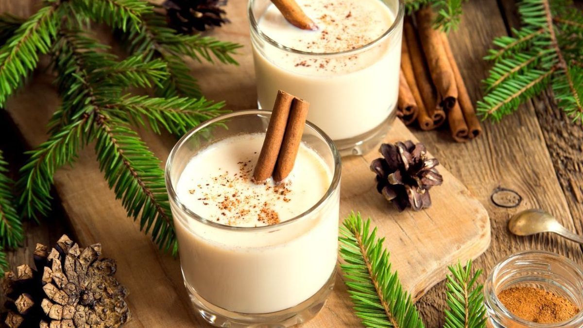 Eggnog_England_GettyImages-495172754_Mizina