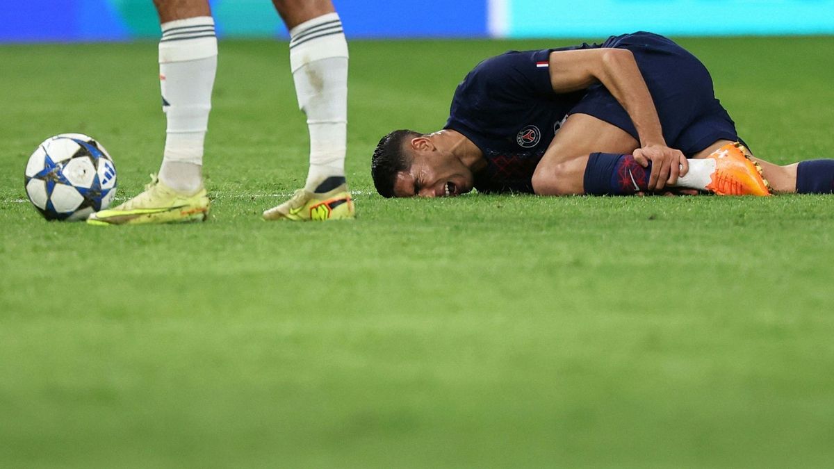 Achraf Hakimi nach dem Foul von Luis Díaz