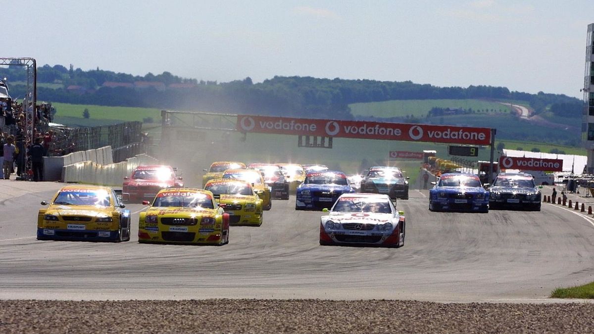 Start der DTM 2002 auf dem Sachsenring