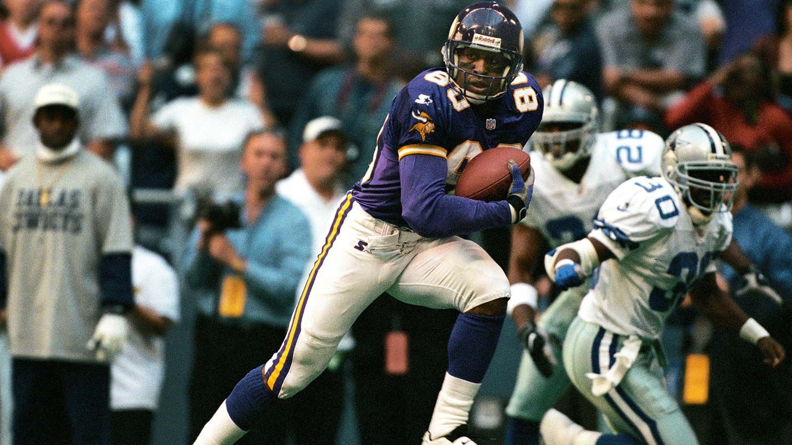 <strong>Platz 4: Cris Carter (Wide Receiver)</strong><br>Receiving Touchdowns: 130<br>Zeitspanne: 1987-2002<br>Teams: Minnesota Vikings, Philadelphia Eagles, Miami Dolphins