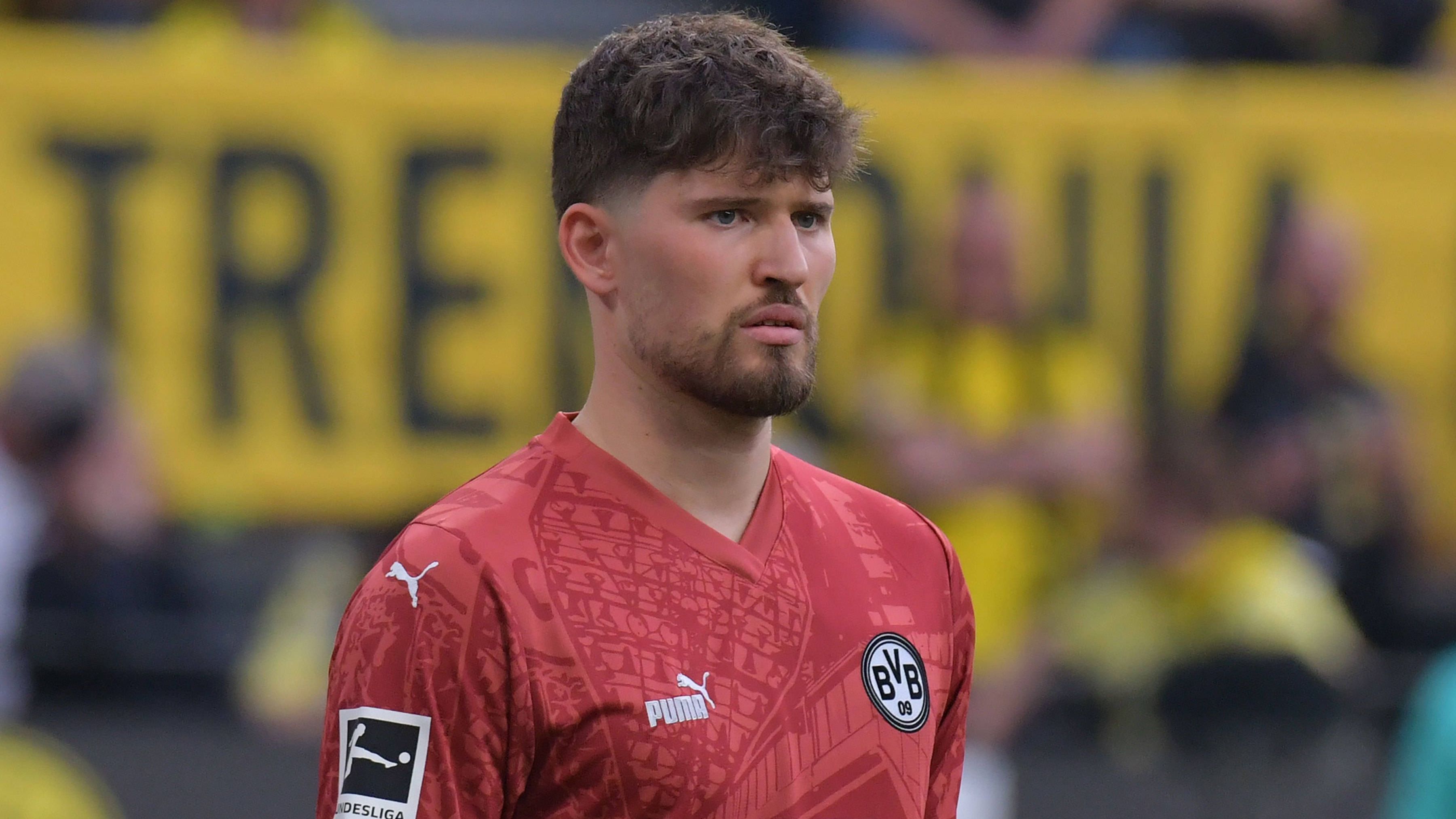 <strong>Gregor Kobel</strong><br>Wird das ganze Spiel über so gut wie gar nicht gefordert, muss dann beim 0:1 nahezu machtlos zusehen, wie der Ball einschlägt. Kommt zwar noch ran, aber das reicht nicht. <em><strong>ran</strong></em>-Note: 3.