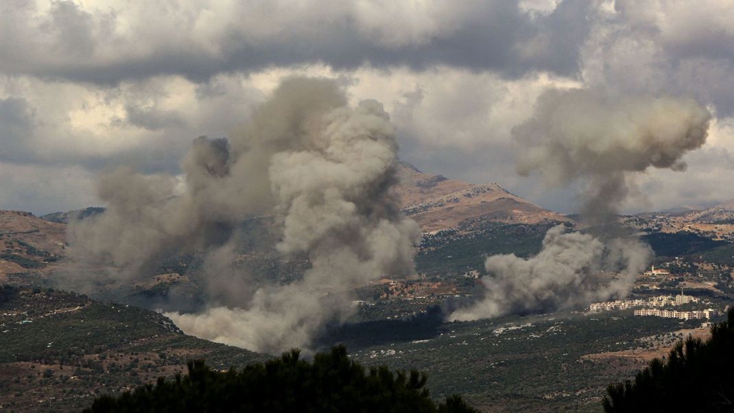 Aus dem Libanon sind nach israelischen Militärangaben erneut Raketen Richtung Nordisrael abgefeuert worden.