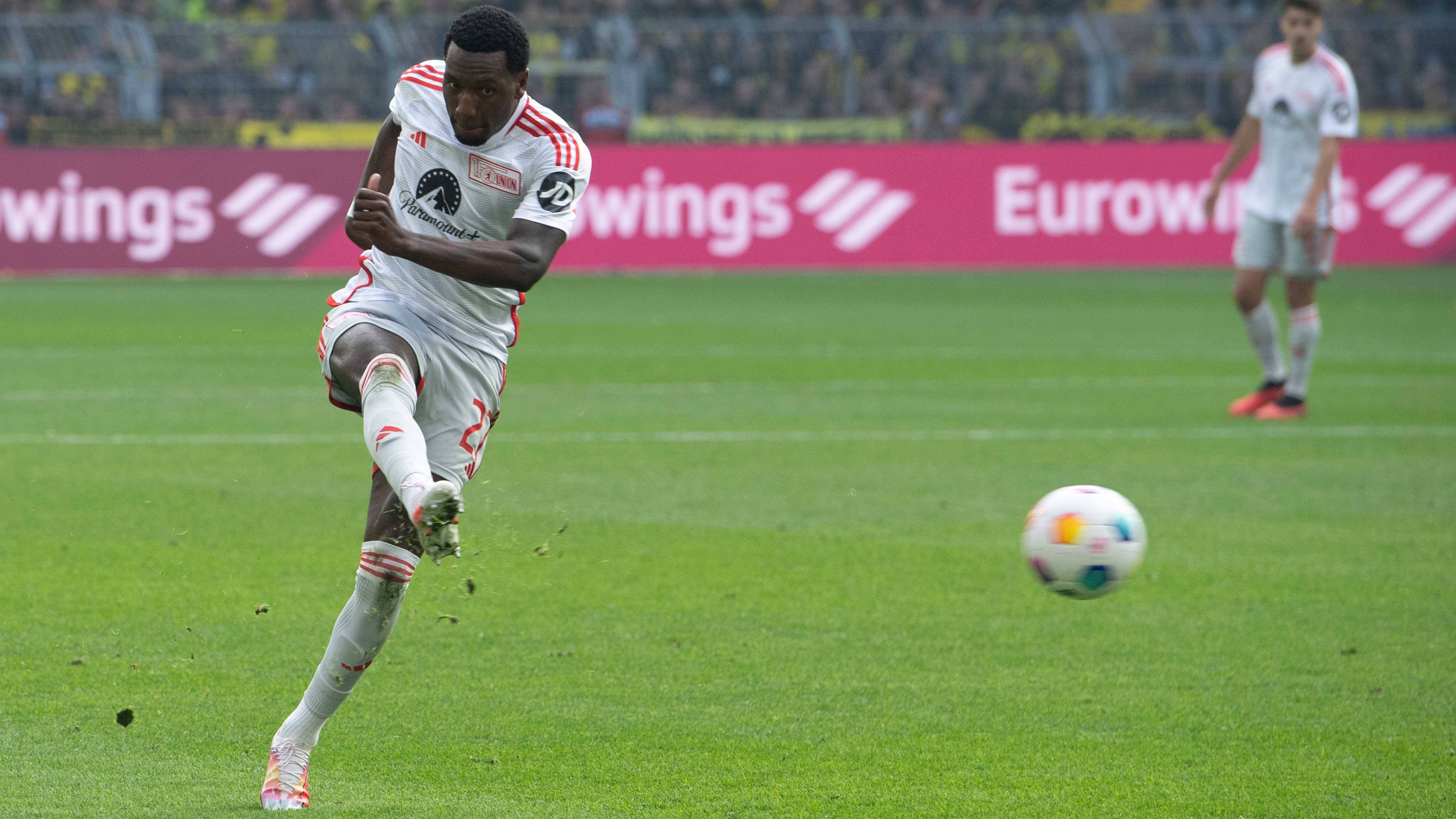 <strong>Sheraldo Becker (Union Berlin)<br></strong>Auch das Arbeitspapier von Stürmer Sheraldo Becker ist laut der "Sport Bild" nur noch bis zum Ende der Spielzeit gültig. Bereits in den vergangenen Transferphasen wurde der Angreifer immer wieder mit einem Wechsel in Verbindung gebracht, vor allem die Premier League wurde genannt. Im kommenden Sommer könnte er vermutlich ablösefrei gehen.