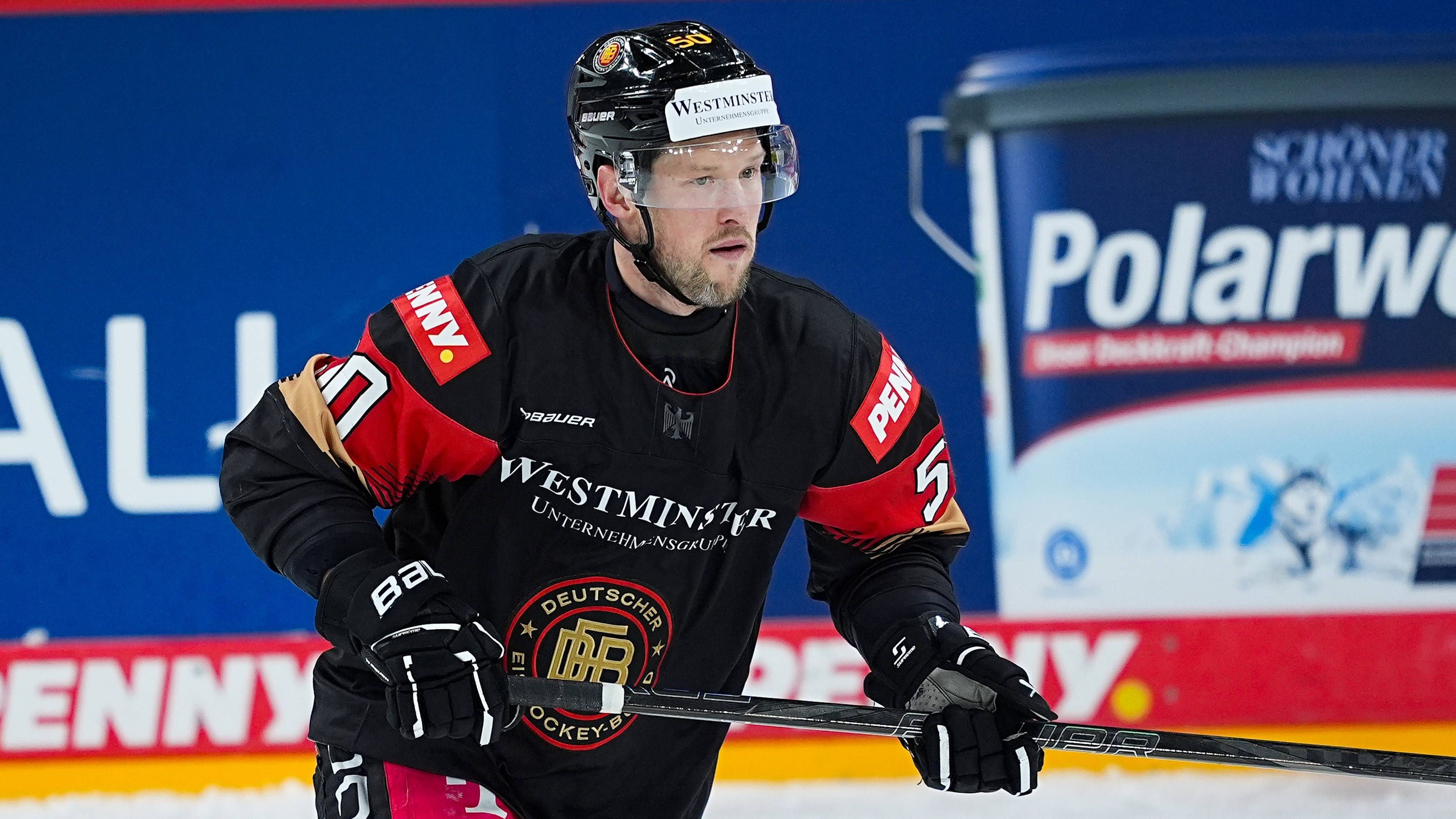 <b>Patrick Hager</b><br>Position: Stürmer<br>Verein: EHC Red Bull München