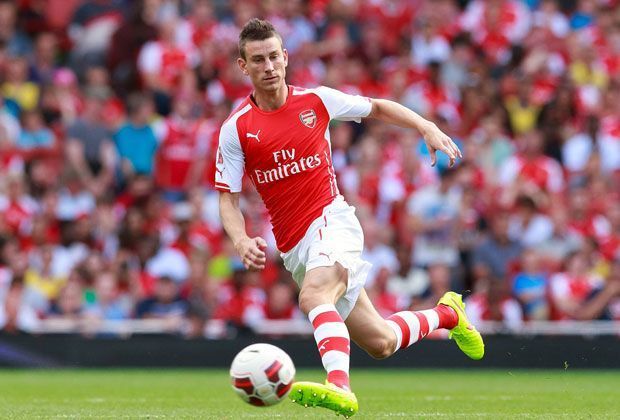 
                <strong>Laurent Koscielny</strong><br>
                Laurent Koscielny ist der designierte Nebenmann von Per Mertesacker. Wurde am vorletzten Premier-League-Spieltag mit einer Kopfverletzung ausgewechselt, spielte aber zuletzt wieder gegen Manchester City. Super Defensivspieler, aber gegen Sokratis wird es schwer - 2:2.
              