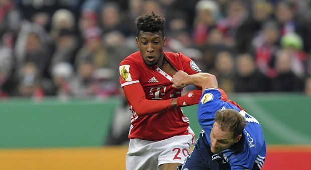 
                <strong>Kingsley Coman (FC Bayern München)</strong><br>
                Kingsley Coman (FC Bayern München): Wird in Minute 67 für Monsieur Ribery eingewechselt. Diesmal nicht mit zwei Joker-Toren, wie noch gegen den HSV. Nach Comans Einwechslung ist Robben der auffälligere Flügelspieler. ran-Note: 3,5
              