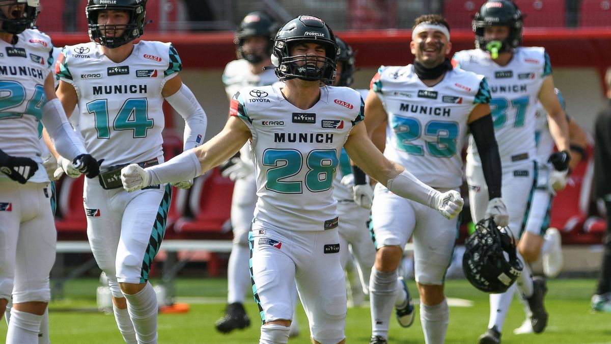 Eric Koehncke (Munich Ravens 28), Paris Musketeers vs. Munich Ravens, American Football, European League of Football, Wild Card, Saison 2024, 31.08.2024, Paris Musketeers vs. Munich Ravens, America...