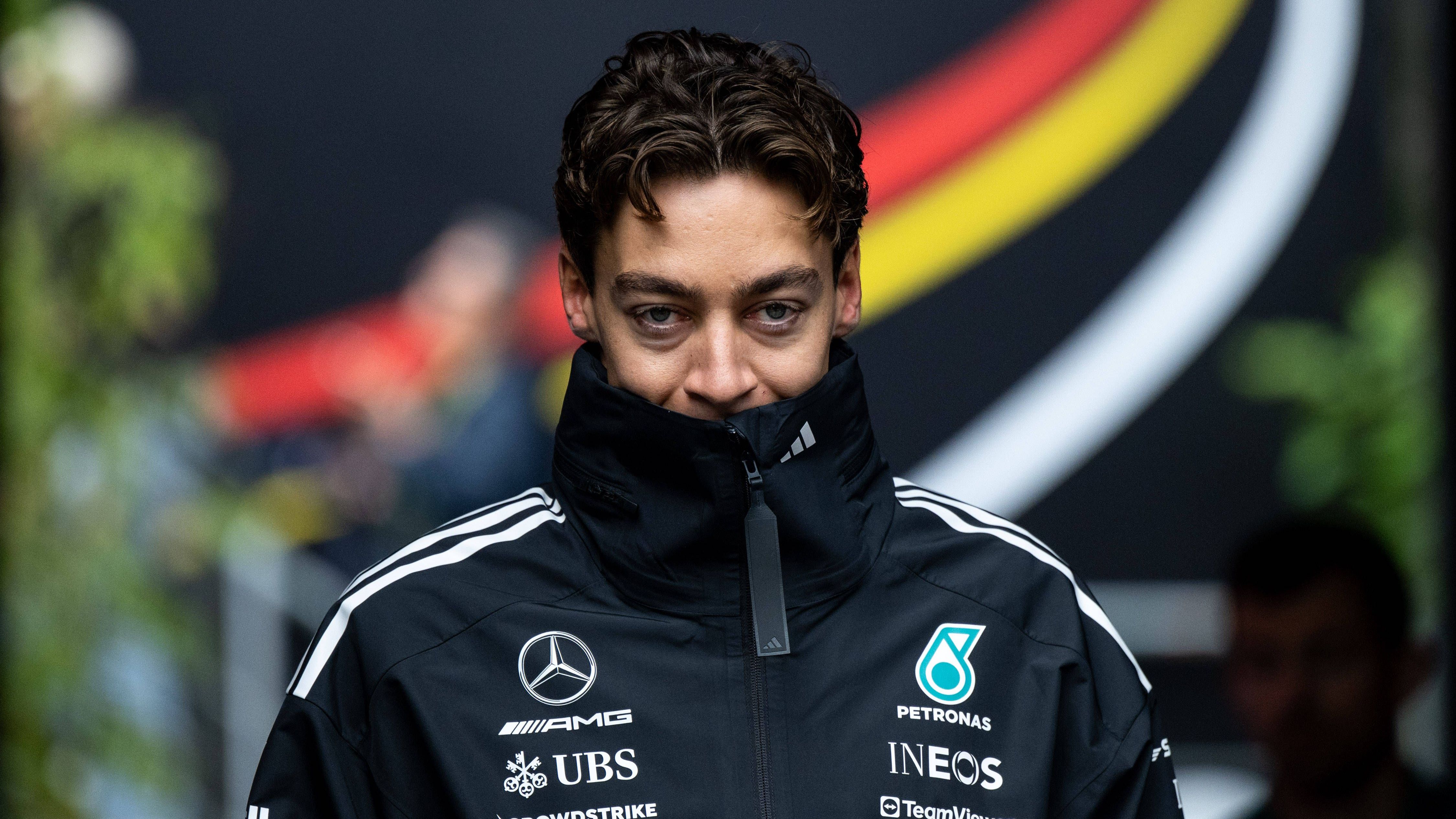<strong>Platz 6: George Russell (Mercedes)</strong><br>Nicht ganz so beeindruckend, aber dennoch beachtlich, ist George Russells fünfter Platz in Belgien. Vor allem, weil sein Teamkollege so abgeschlagen war. Toto Wolff sagte später, die Pace sei "furchterregend" gewesen. Und dennoch Platz fünf? Chapeau, lieber George.