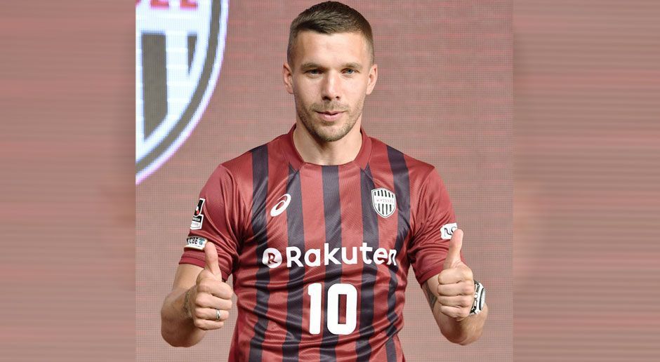 
                <strong>Big in Japan! Lukas Podolski bei Kobe vorgestellt</strong><br>
                Selbstverständlich erhält der 130-fache deutsche Nationalspieler das Trikot mit der Nummer zehn. Alles andere wäre ja aber auch eine Überraschung gewesen, oder? 
              