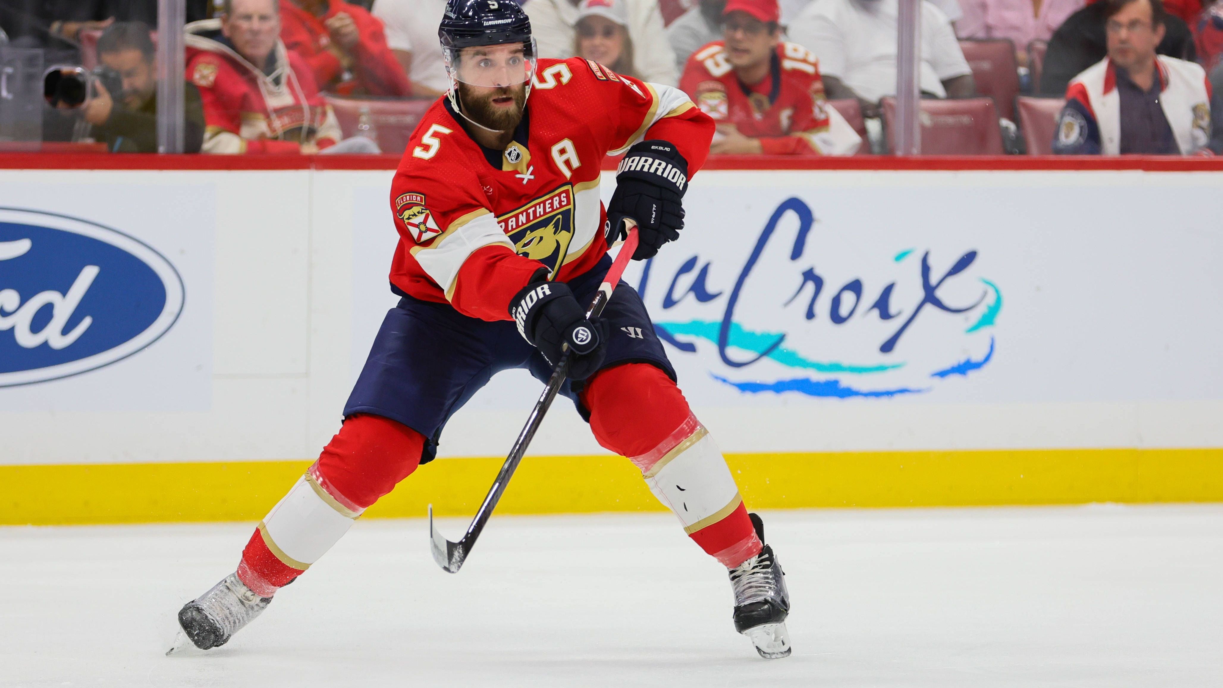 <strong>Platz 7: Aaron Ekblad (Florida Panthers)</strong> <br>Gehalt: 7,5 Millionen US-Dollar