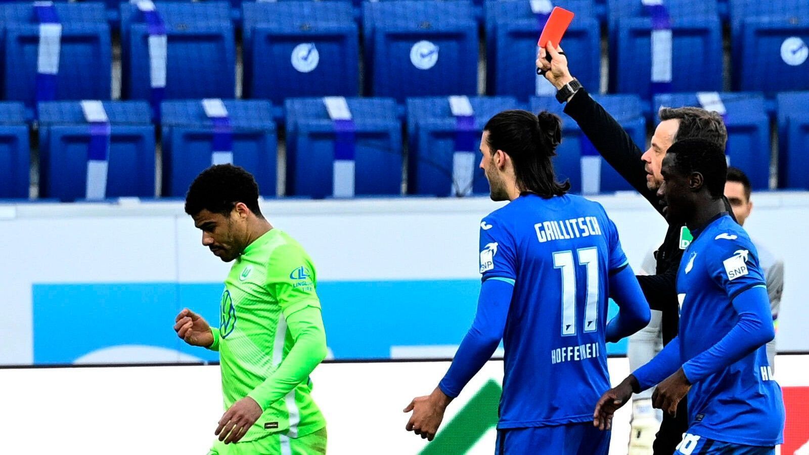 
                <strong>Otavio foult Dabbur</strong><br>
                Dass der VfL das Spiel am Ende zudem mit 1:2 verloren hat, machte den Katastrophen-Nachmittag für Otavio perfekt.
              