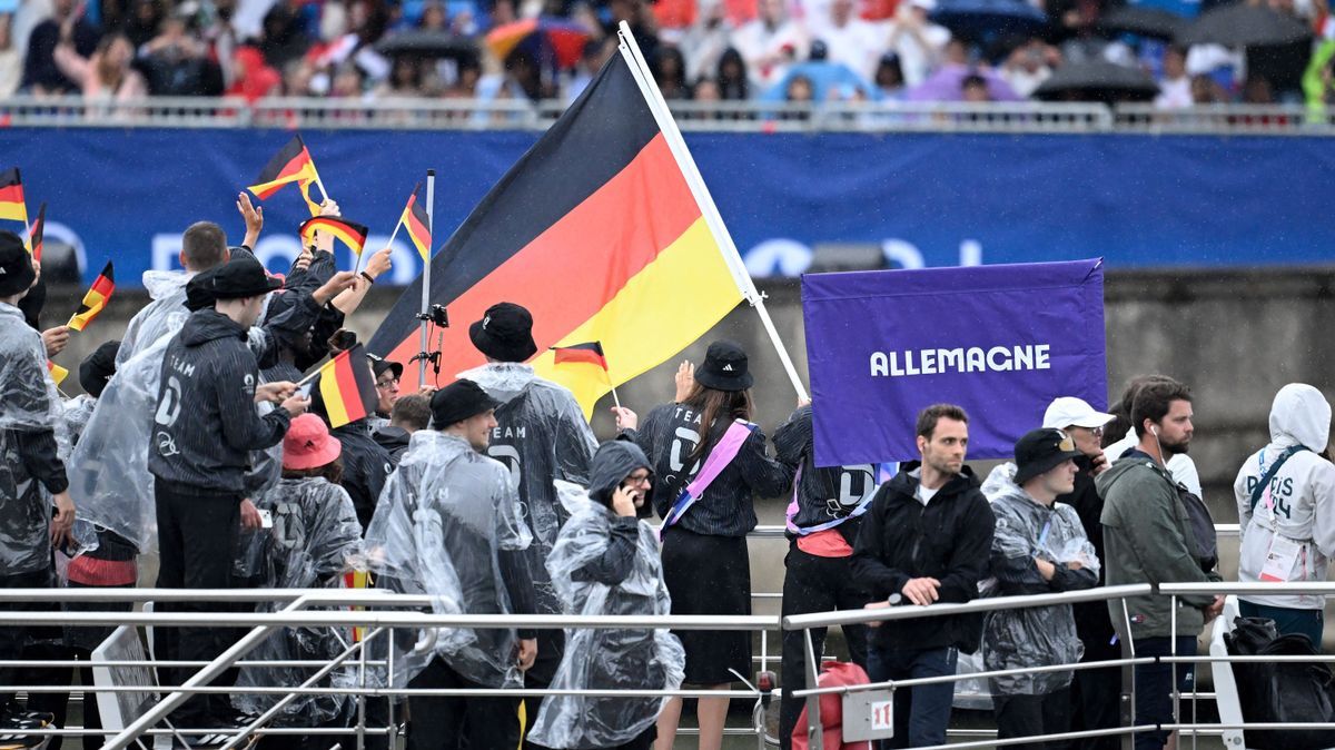 Team Deutschland EROEFFNUNGS FEIER Olympische Spiele 2024 in Paris am 26.07. 2024 in Paris *** Team Germany RECEPTION CELEBRATION Olympic Games 2024 in Paris on 26 07 2024 in Paris Copyright: xLaci...