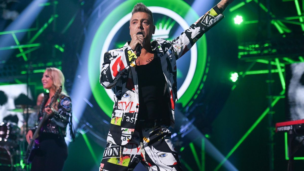 Mario Nowack als Robbie Williams