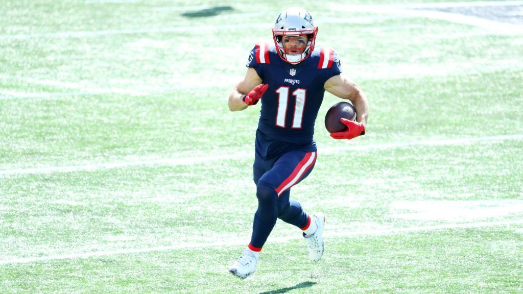 
                <strong>Punt Returner</strong><br>
                Julian Edelman: 2009 - aktuell, 136 Spiele (Stand: 23.10.2020), 3 Super Bowl-Siege
              