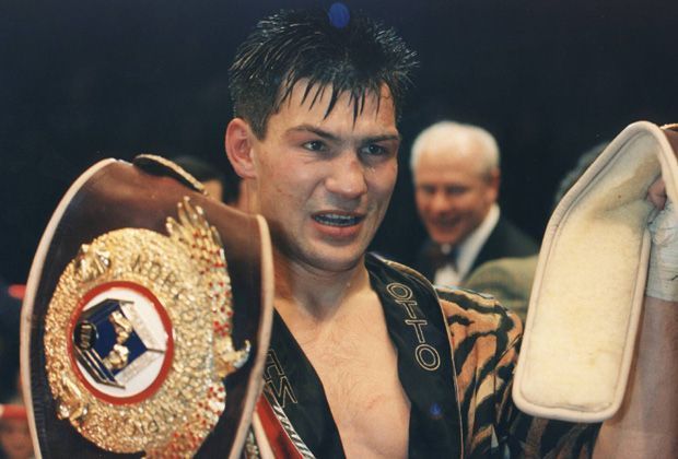 
                <strong>4. Dariusz Michalczewski</strong><br>
                Der "Tiger" hielt den WBO-Titel im Halbschwergewicht neun Jahre lang. Von 1994 bis 2003 konnte niemand Michalczewski bezwingen, lediglich zwei Niederlagen kassierte er am Ende seiner Karriere.
              