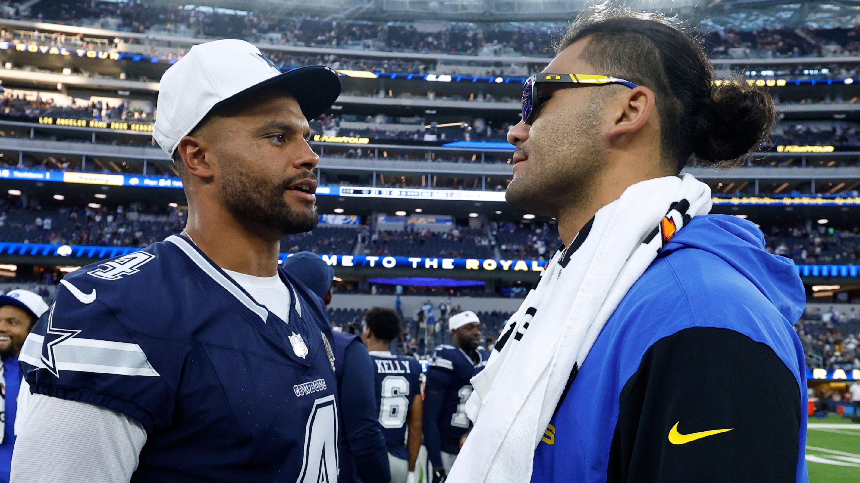 <strong>NFL: Bewertung der Franchises 2025 - Dallas Cowboys mit großem Abstand an Spitze</strong><br>Datenportal "Sportico" hat seine Bewertungen der NFL-Franchises 2025 veröffentlicht. An der Spitze thronen wenig überraschend erneut die Dallas Cowboys - aber erneut mit gehörigem Abstand vor der Konkurrenz. Dahinter sind die einzelnen Plätze umkämpft und häufig durchaus knapp auseinander. <strong><em>ran</em></strong> zeigt, wie die einzelnen Teams aus der besten Football-Liga der Welt im Ranking abgeschnitten haben.