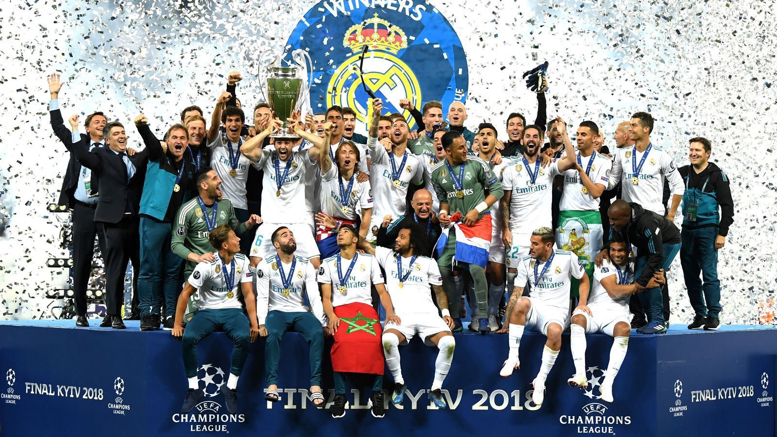 
                <strong>Die Feierbiester! Real gewinnt zum 3. Mal in Folge die Champions League</strong><br>
                Stattdessen feiert Real seinen dritten Titel in der Königsklasse in Folge.
              