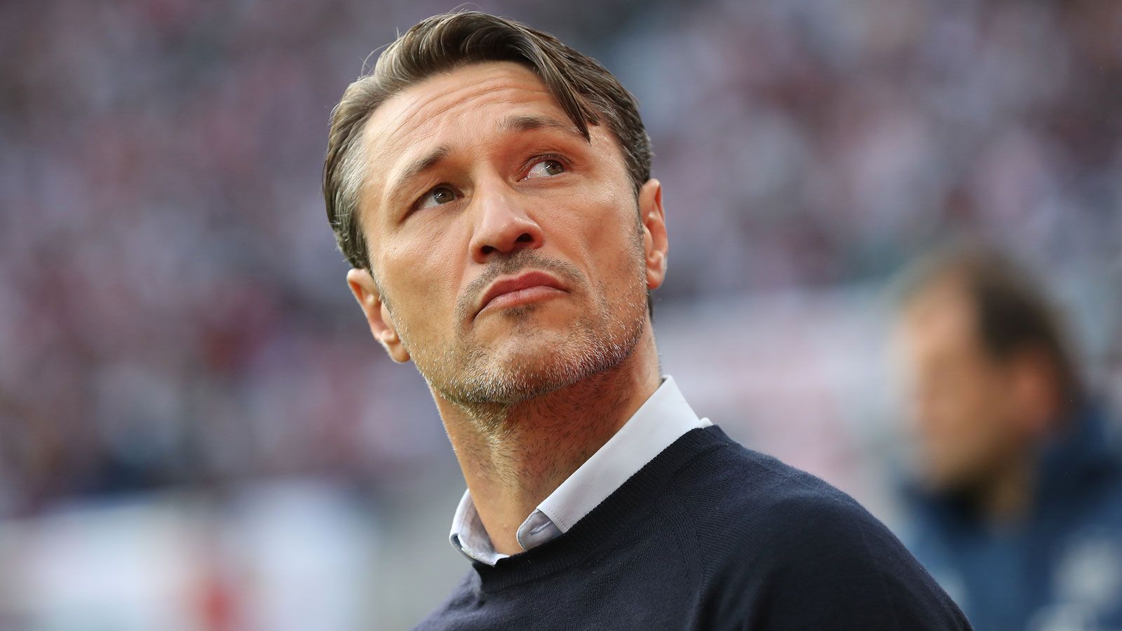 
                <strong>Niko Kovac </strong><br>
                Wenige Tage nach seiner Entlassung beim FC Bayern wäre theoretisch auch Niko Kovac ein Kandidat für die Beierlorzer-Nachfolge. Ob sich der 48-Jährige jedoch den Abstiegskampf antun will, ist fraglich. Es wäre ihm nicht zu verübeln, wenn er nach dem Bayern-Drama erst einmal eine Pause einlegen würde. 
              