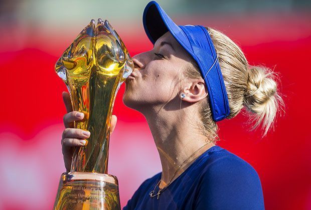 
                <strong>Turniersieg Hong Kong</strong><br>
                Zu Beginn der Asien-Tour feiert Lisicki ihren größten Erfolg des Jahres. In Hong Kong verliert sie auf dem Weg zum Titel nur zwei Sätze und feiert ihren einzigen Einzel-Turniersieg 2014. 
              