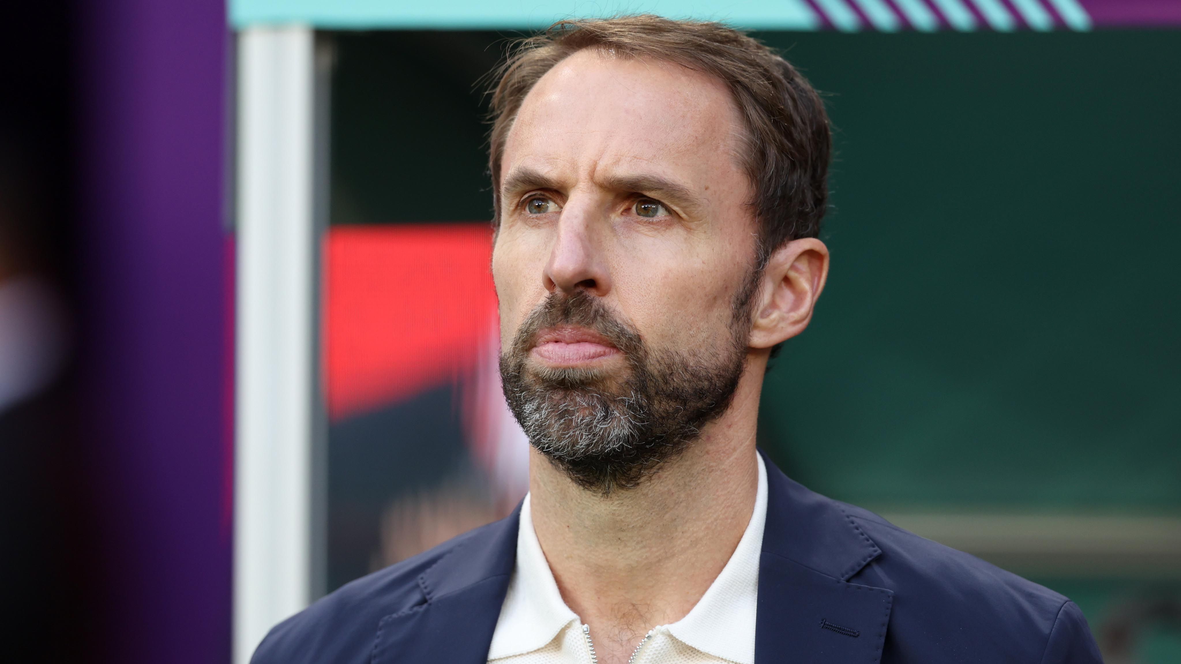 
                <strong>Gareth Southgate (Trainer: England)</strong><br>
                &#x2022; Platz 1: Lionel Messi <br>&#x2022; Platz 2: Luka Modric <br>&#x2022; Platz 3: Kylian Mbappe <br>
              