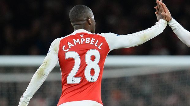 
                <strong>Mittelfeld: Joel Campbell.</strong><br>
                Joel Campbell: Wechselte während des Spiels häufiger mal die Seite mit Walcott. Trotzdem lief der 23-Jährige in der ersten halben Stunde größtenteils nur dem Ball hinterher. Der Nationalspieler von Costa Rica kämpfte sich mit der Zeit ins Spiel und holte viele wichtige Zweikämpfe. Hatte kurz nach der Halbzeit zweimal die Chance auf 3:0 zu erhöhen. Versprühte im Endeffekt viel Spielfreude und wurde erschöpft in der 69. Minute gegen Gibbs ausgewechselt. ran-Note: 2. 
              