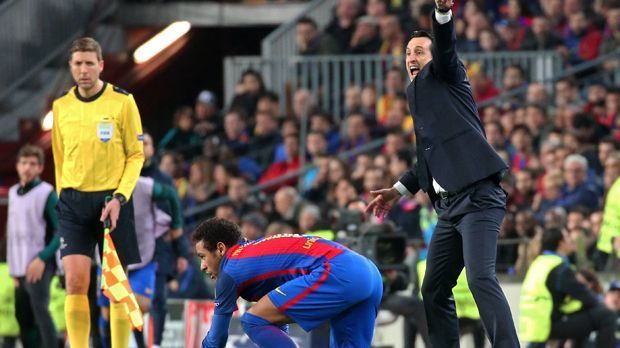 
                <strong>Was will Paris St. Germain?</strong><br>
                Endlich mal die Champions League gewinnen. In der abgelaufenen Saison holte PSG sogar nur den nationalen Pokal. Viel zu wenig für den ambitionierten Klub. "PSG sollte einen der fünf, sechs oder sieben besten Spieler der Welt haben. Der Klub und die Fans wären glücklich, wenn ein solcher Spieler käme", sagte Trainer Unai Emery der französischen Sportzeitung L'Equipe: "Es kann sein, dass er kommt - oder auch nicht. Klar ist, dass es nicht leicht wird. Wir werden sehen, was passiert."
              