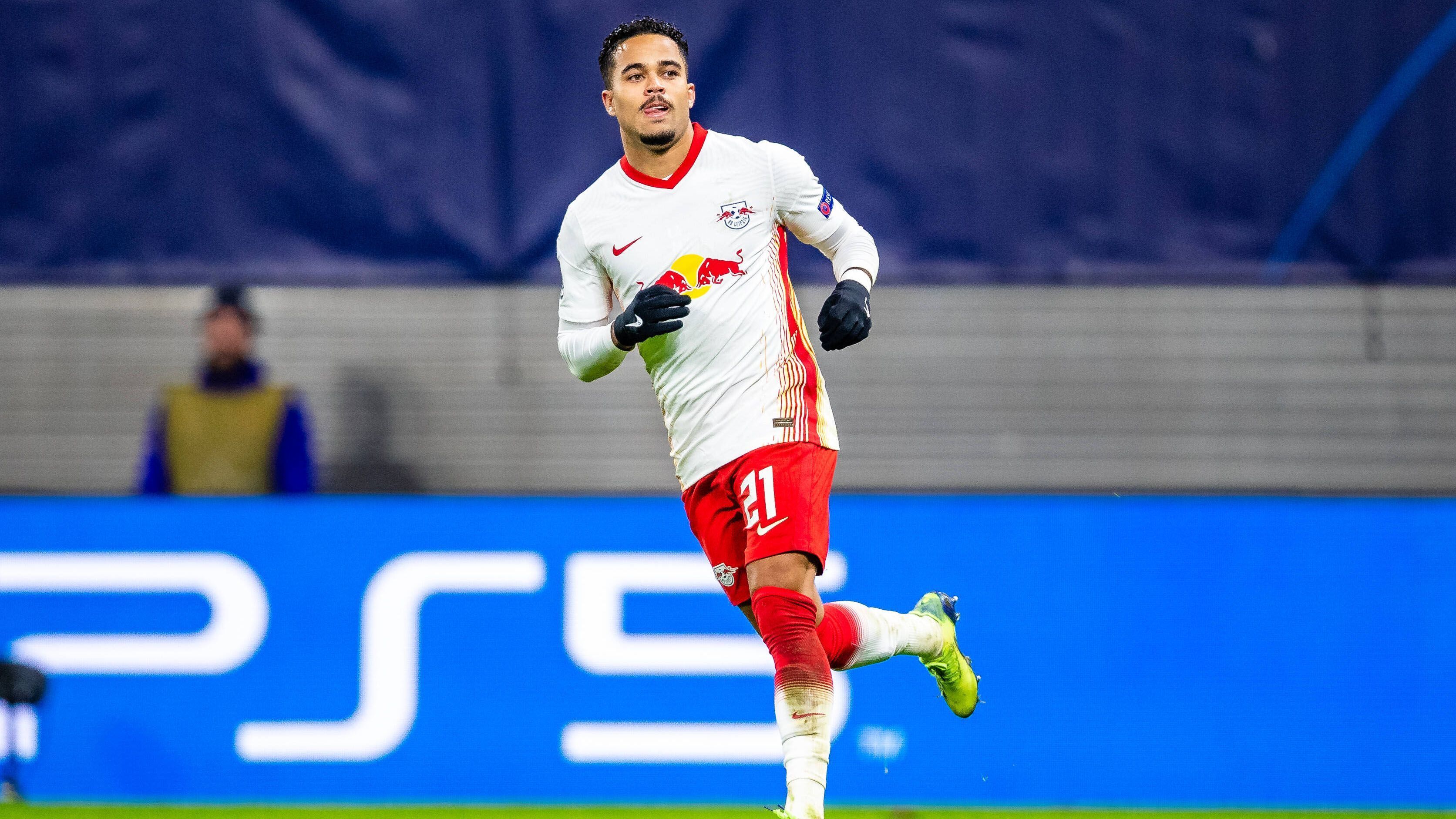 
                <strong>Justin Kluivert</strong><br>
                Kommt in der 60. Minute, um in der Offensive für besondere Momente zu sorgen. Was aber nicht gelingt. ran-Note: 4
              