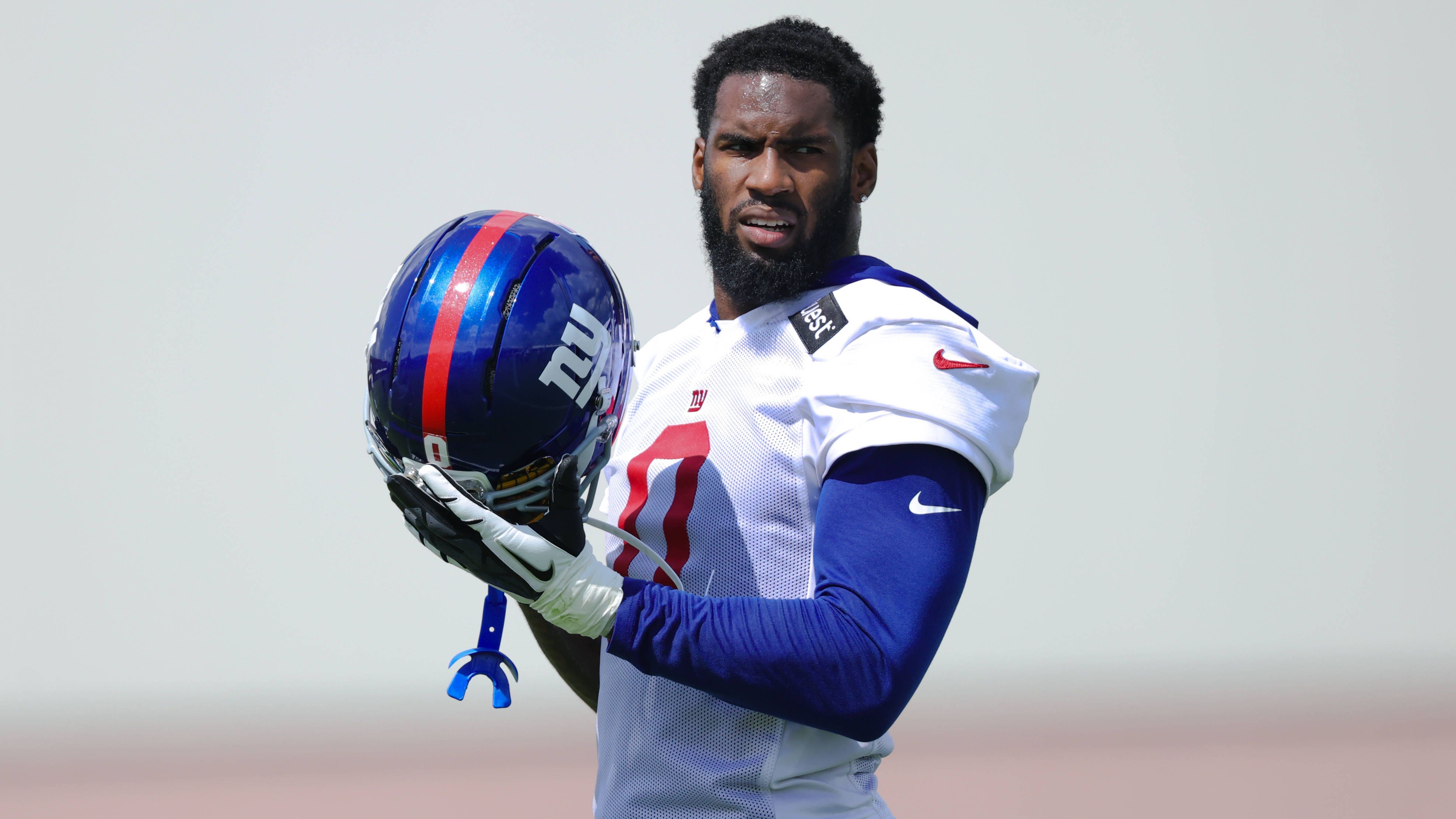 <strong>New York Giants: Brian Burns</strong><br>Position: Outside Linebacker<br>Gehalt 2025: 28,2 Millionen US-Dollar<br>Vertragsende: 2028