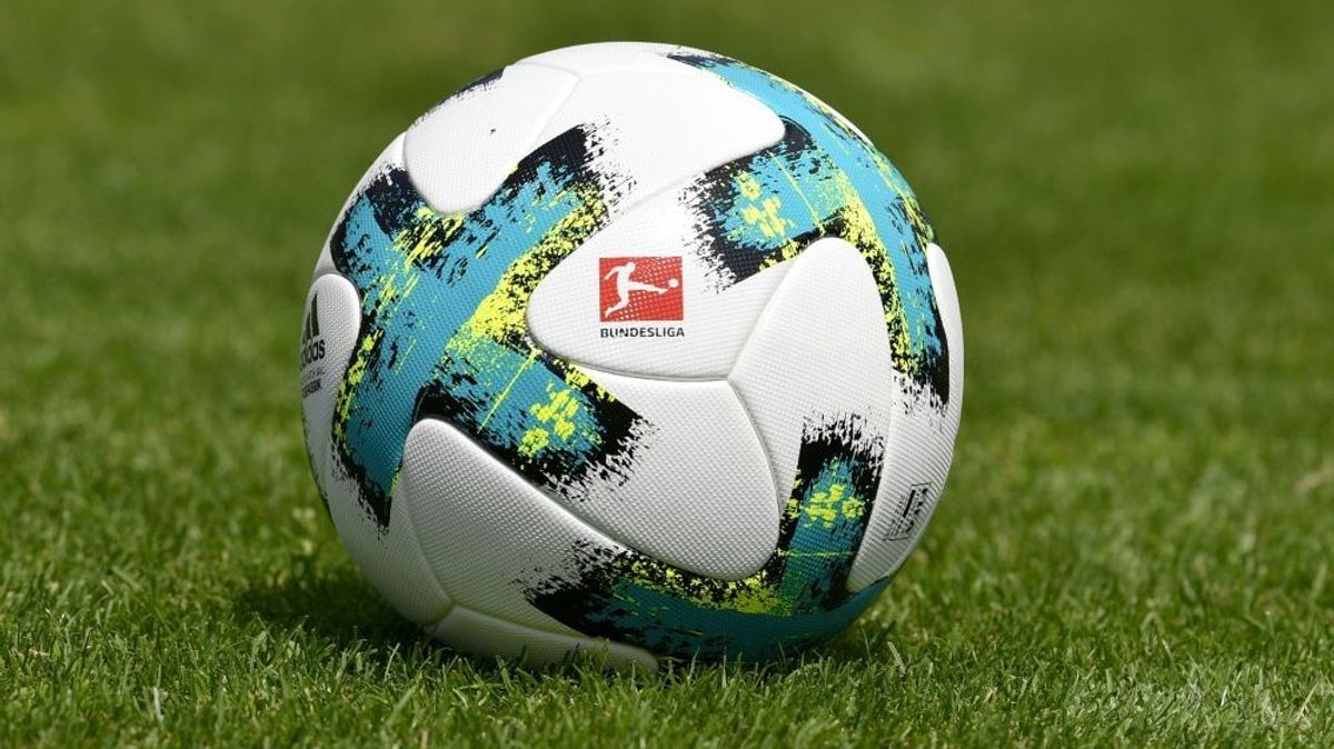 Bremens Innensenator Mäurer hält Neustart für Fehler