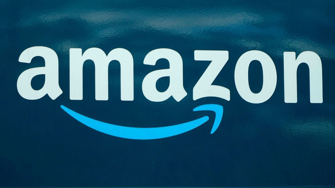 Mehr als sieben Millionen Fälschungen identifizierte der Online-Riese Amazon noch vor einem Verkauf auf seiner Plattform und nahm diese raus.