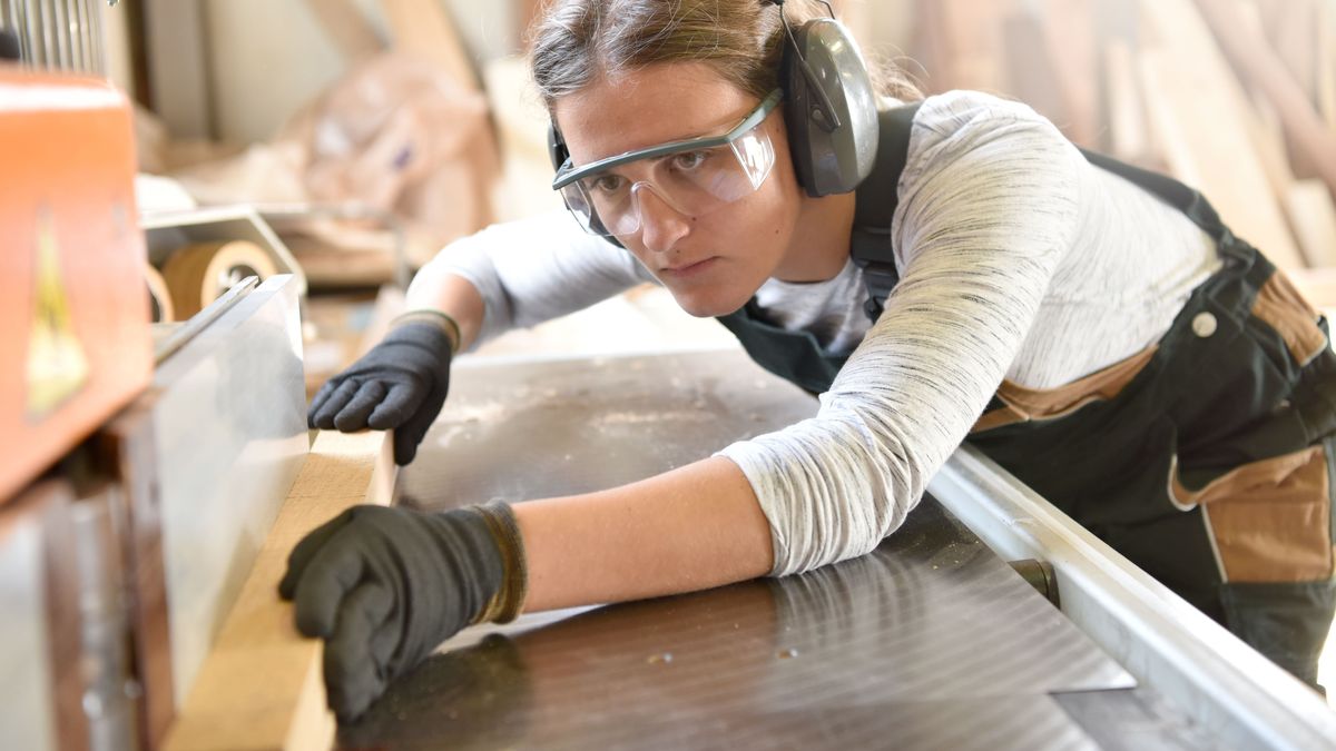 Young woman in crafstmanship school, training course