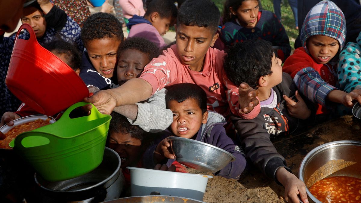 ISRAEL-PALESTINIANS/GAZA-RAMADAN