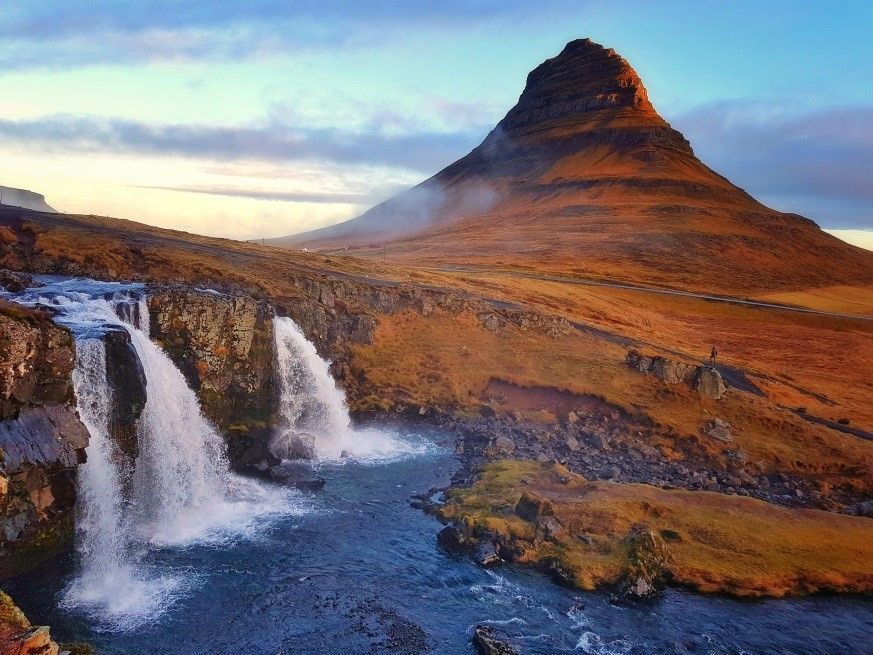 Zwar ist die Reise nach Island kein Schnäppchen, dennoch gilt das Land in 2017 als Familien-Urlaubsland. © pixabay.com / JimboChan (CC0 Public Domain)
