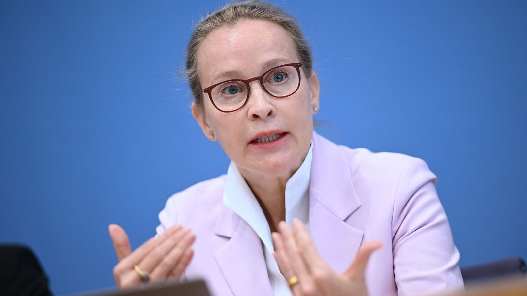 Frauke Brosius-Gersdorf hat am Donnerstag mitgeteilt, dass sie nicht länger für eine Kandidatur als Richterin am Bundesverfassungsgericht zur Verfügung steht.