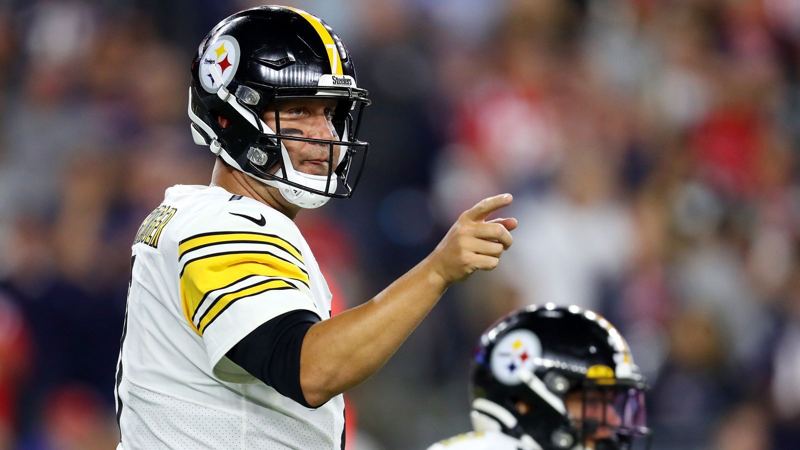 
                <strong>Pittsburgh Steelers: Ben Roethlisberger (QB)</strong><br>
                87.986.500 Dollar (Laufzeit: acht Jahre)
              