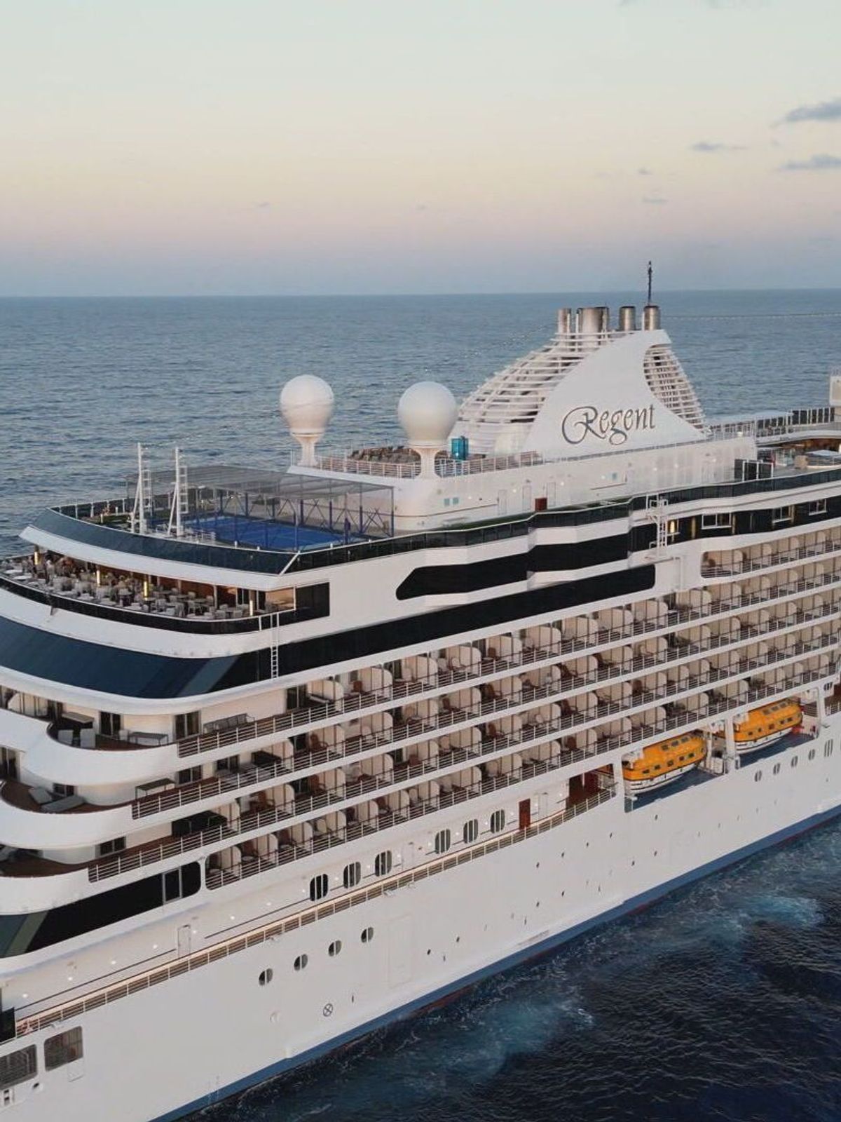 Die Luxus-Kreuzfahrt auf der Seven Seas Grandeur: Urlaub in der teuersten Suite der Welt