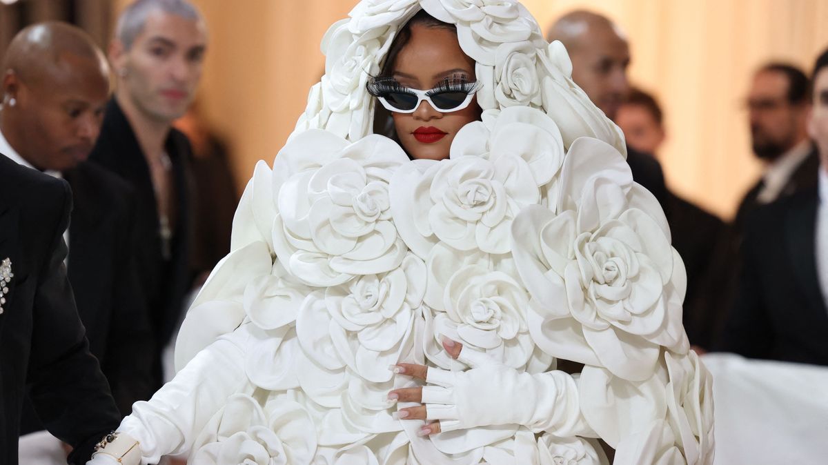 Rihanna besucht die Met-Gala 2023. HP1EJ52073LLT